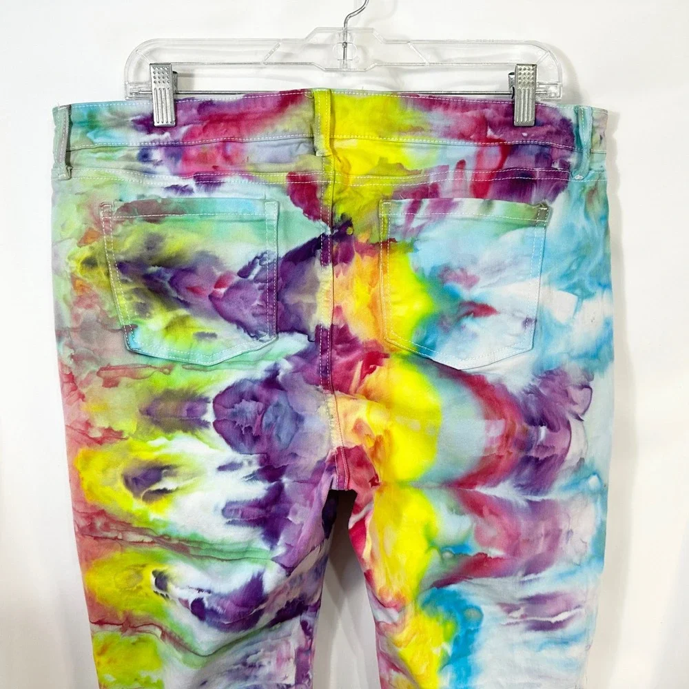 Crown & Ivy Sz 16 Capri Jeans‎ Handmade Tie Dye Denim Yellow Purple Raw Hem 1478